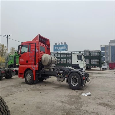 Где я могу купить подержанный трактор Sinotruk?
